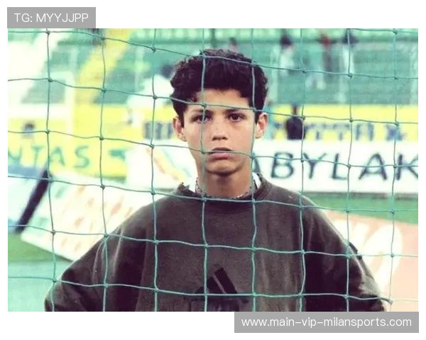 巴萨拟引进C罗式的高点终结者补强禁区力量