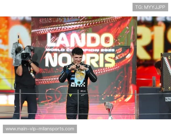 诺里斯连追三位超燃 诺里斯连追三位超燃