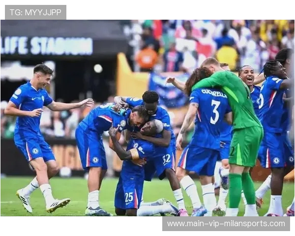 切尔西中场人手紧张，路易斯成关键补充，切尔西最强中场组合